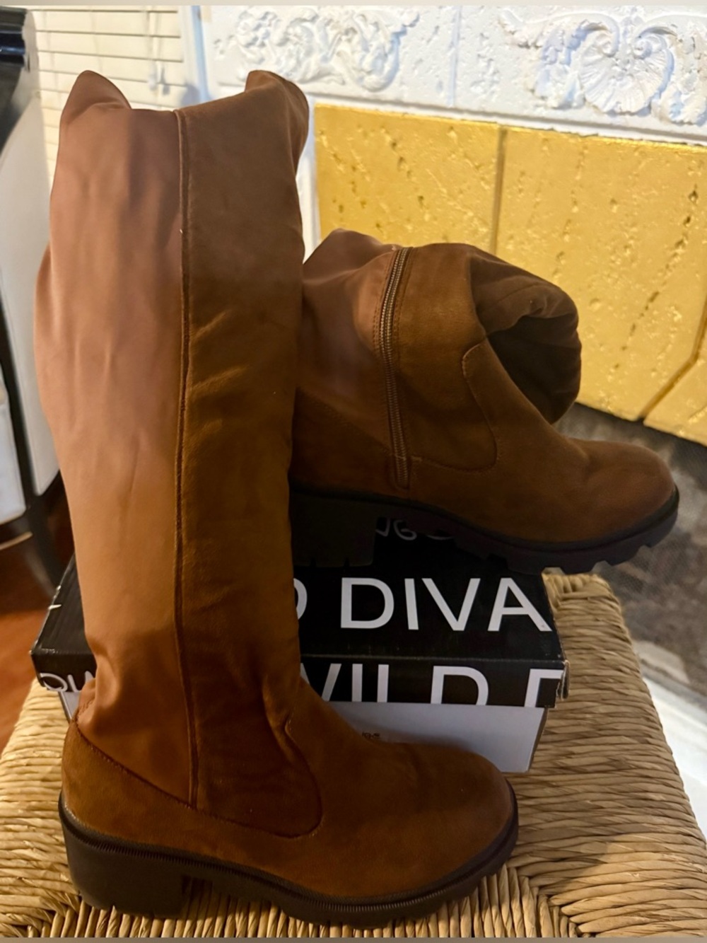 Pre-Loved Wide Calf Over-the-Knee Zip-Back Boot in Chestnut Brown